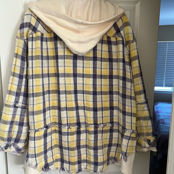 We The Free Oversized Hoodie shirt, Size X-Large. - Picture 2 of 3